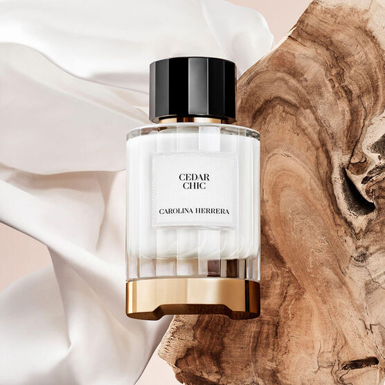 Perfume Carolina Herrera Confidential Cedar Chic Unissex Eau de Parfum